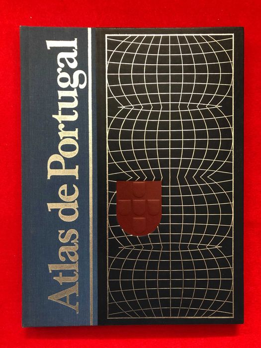 Atlas de Portugal com cartas do instituto geográfico e cadastral