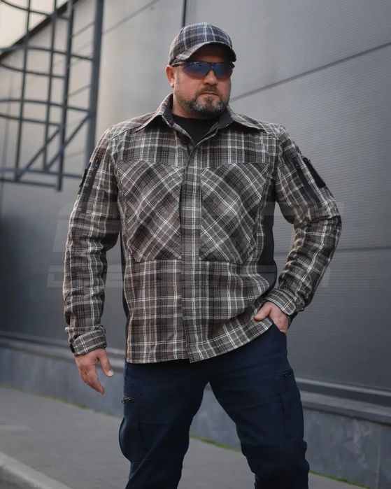 Картата сорочка чоловіча в клітинку