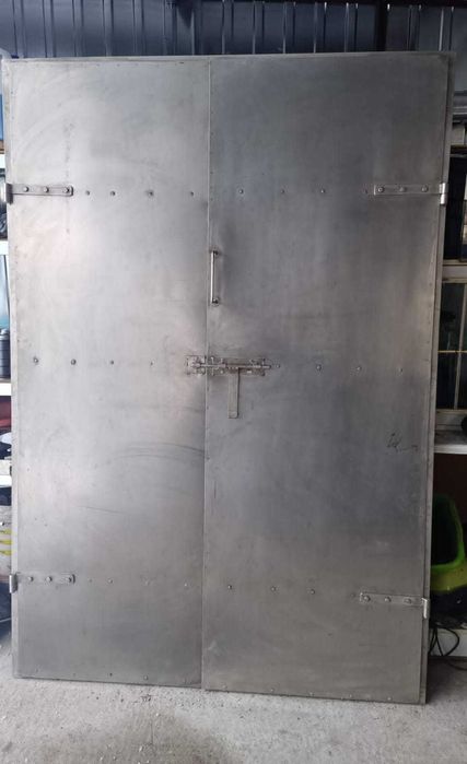 Drzwi metalowe zewnętrzne