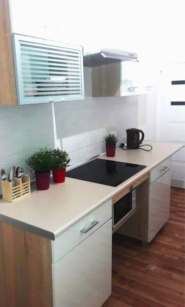Dywizjonu 303, pokój 1 os., pryw. BALKON, zielono, cicho, promocja!