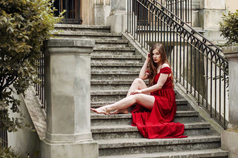 czerwona sukienka na ramiączkach ślub, sylwestra, studniówka,święta