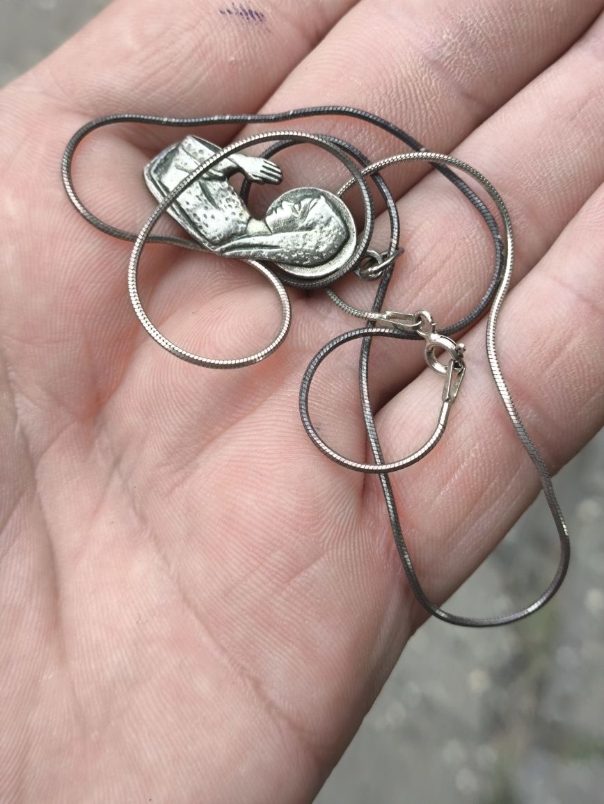 Stara srebrna zawieszka Warmet Biamet z łańcuszkiem . Vintage