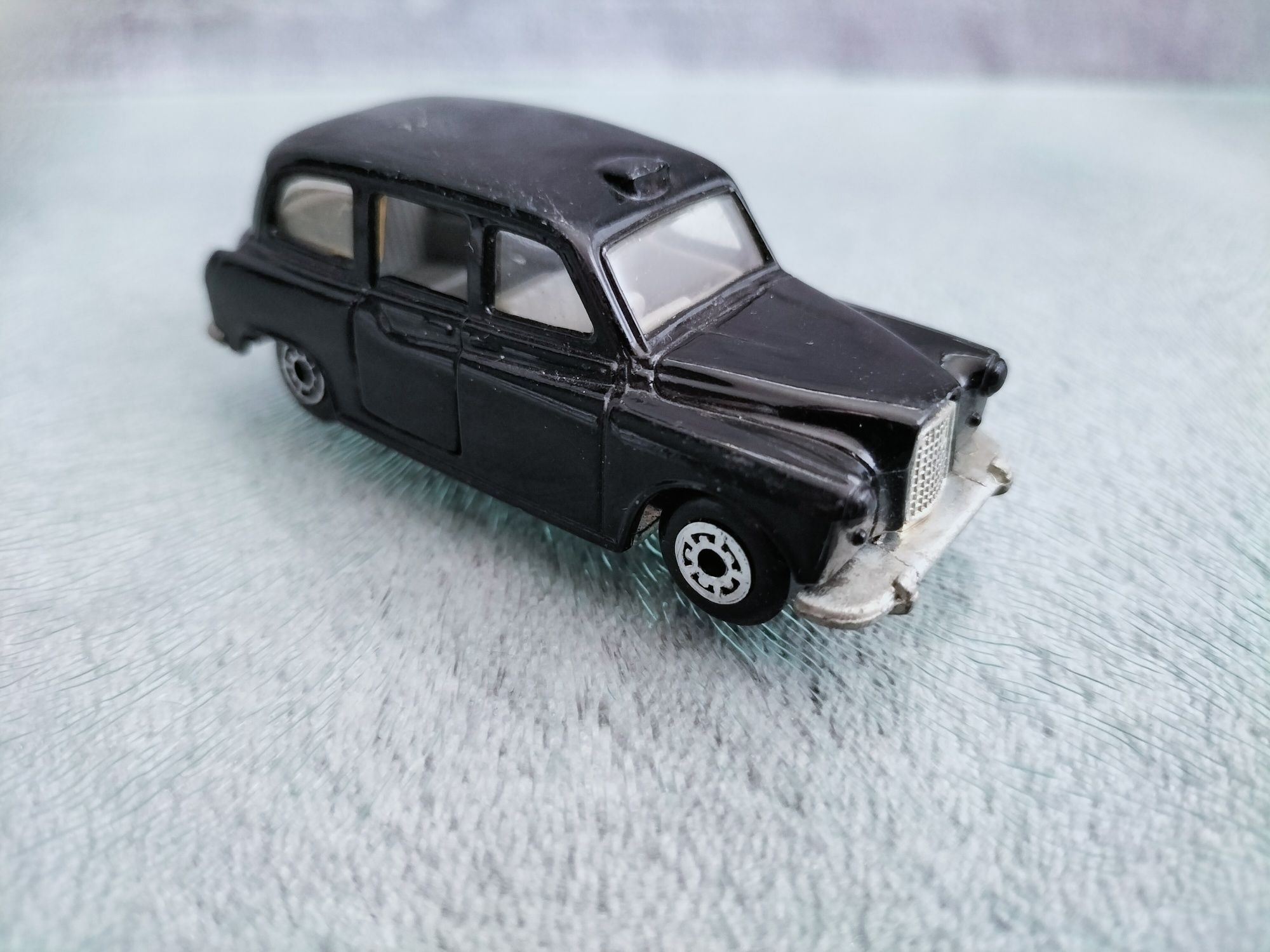 Matchbox 1986 London Taxi FX4R 1:60