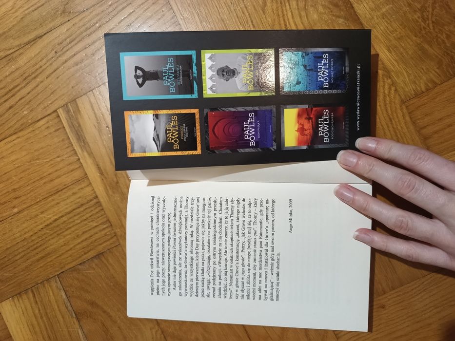 Paul Bowls, Ponad światem, nowa