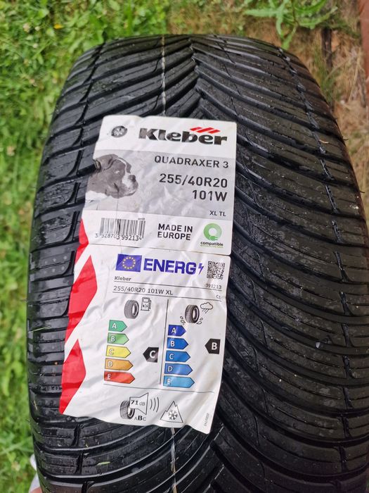 Kleber Quadraxer 3 – 255/40 R20 101W