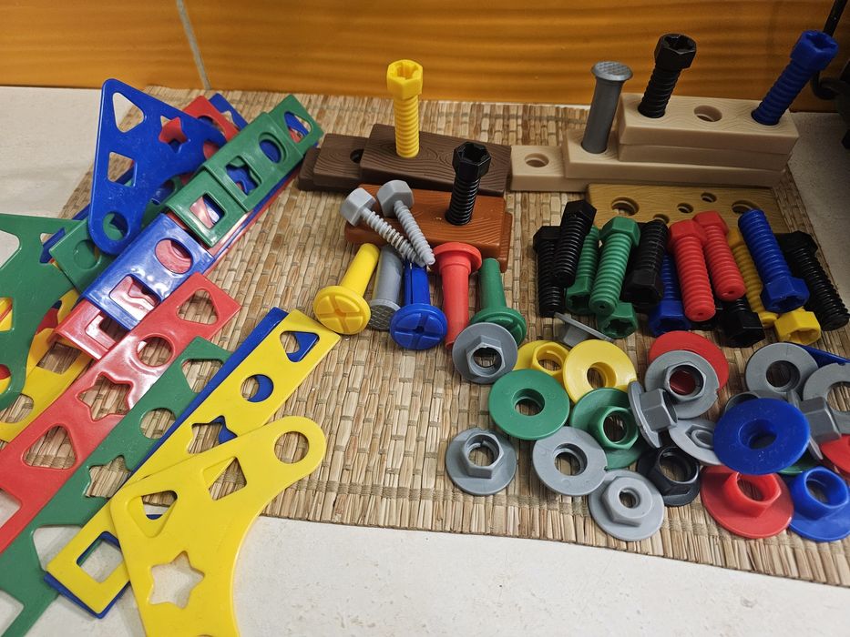 Narzędzia mały majsterkowicz + wiertarka udarowa