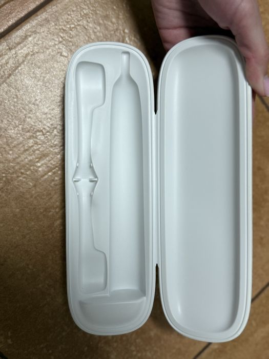 Чаша та зарядний кейс для philips sonicare