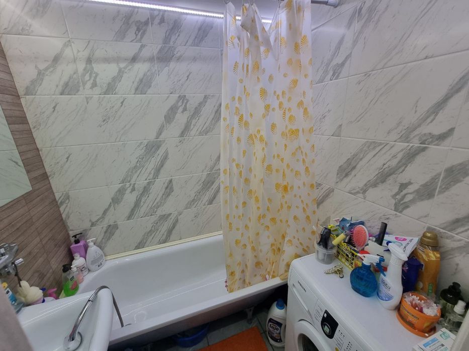 Продаю 3-кімнатну квартиру Намив