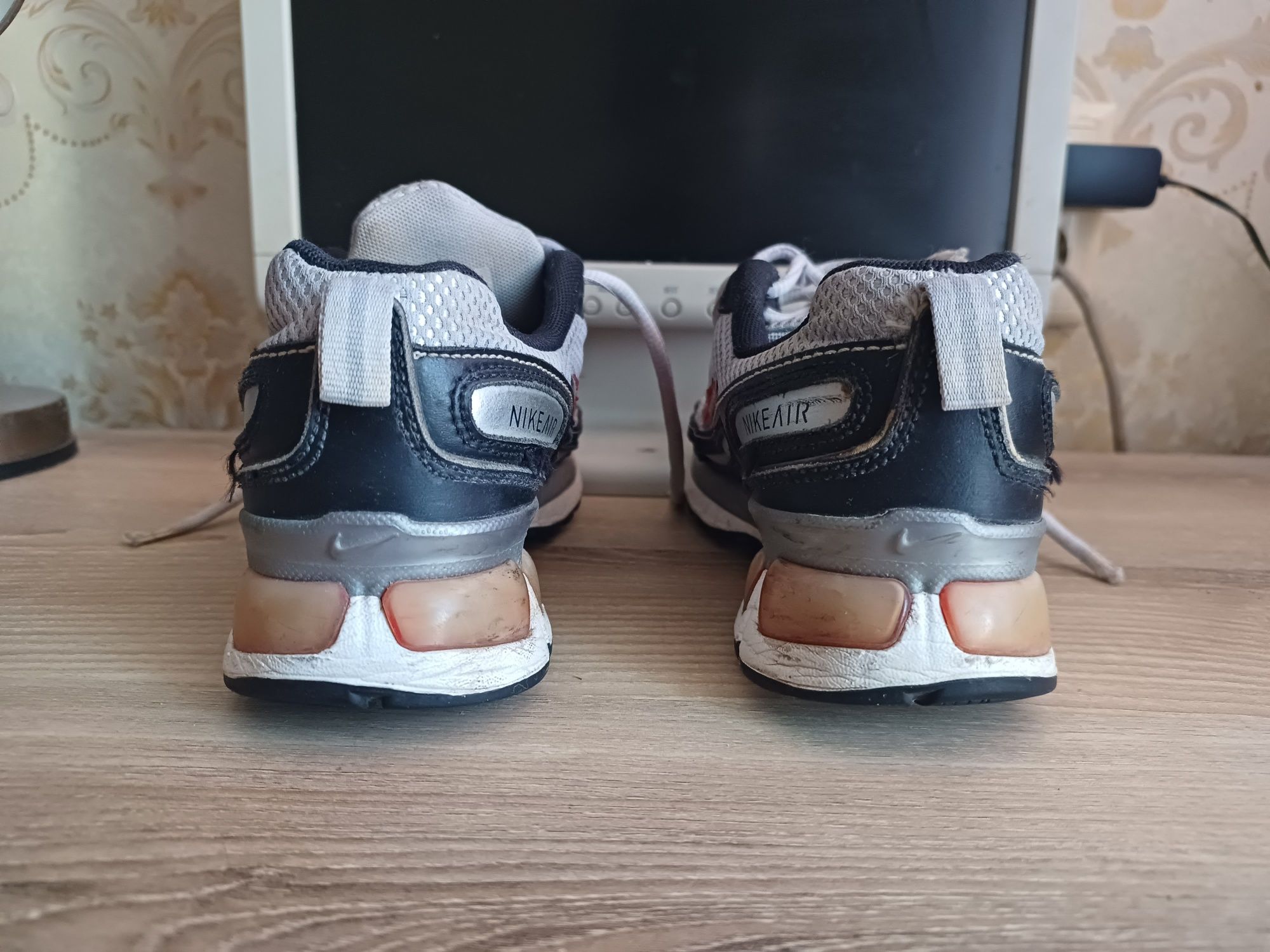 Кросівки Nike Air 34 розмір