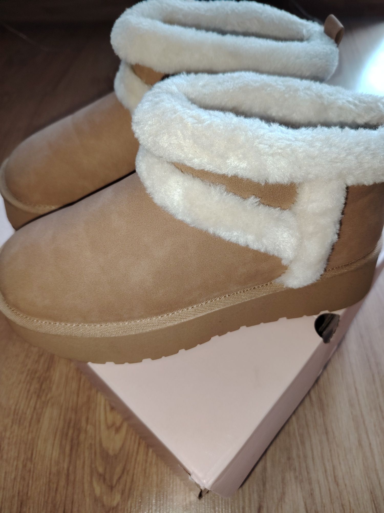 Buty zimowe damskie