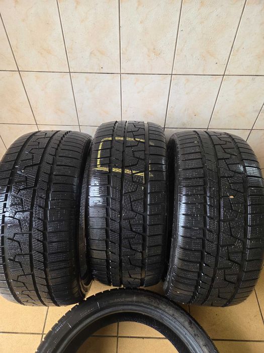 Opony zimowe 255/35/19 jak nowe