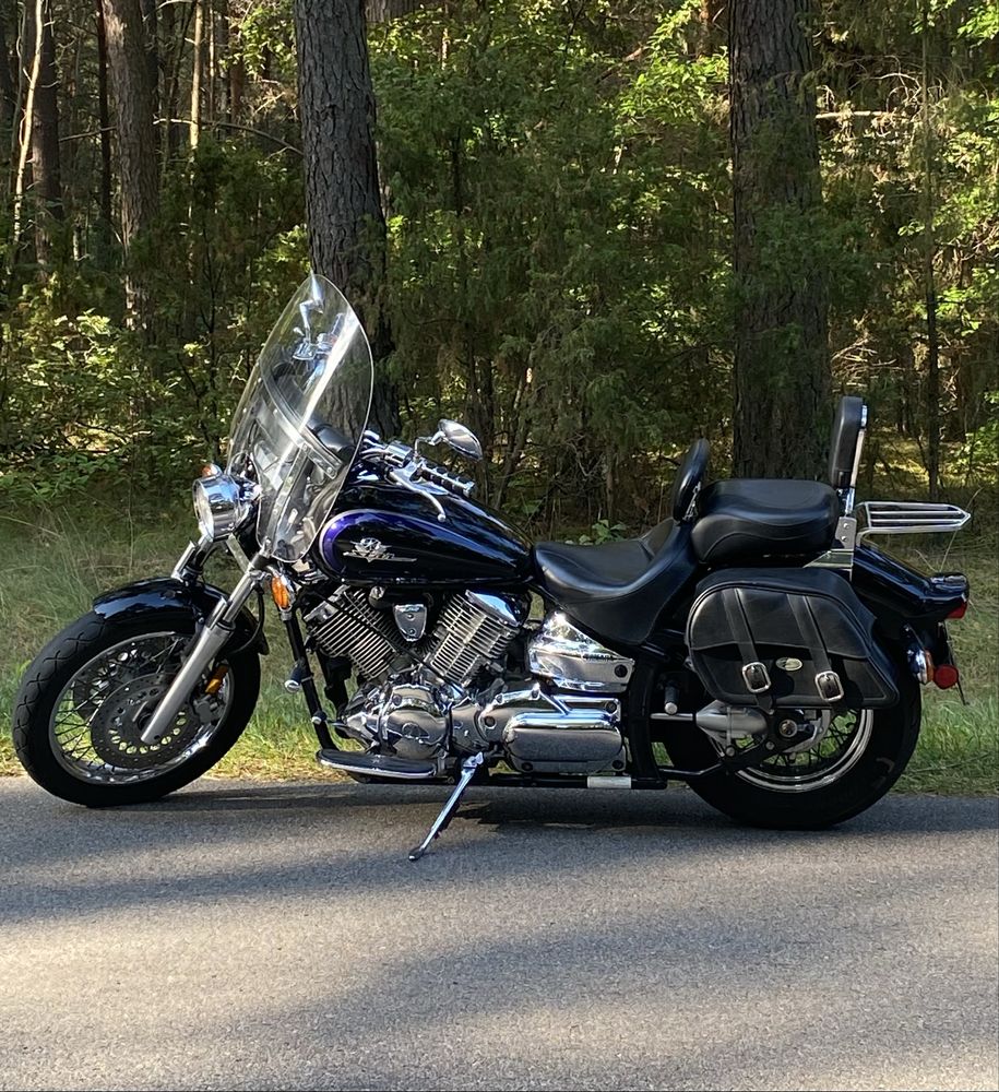 Yamaha VStar XVS1100 Custom