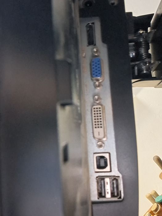 Monitor Dell 22.5 cala