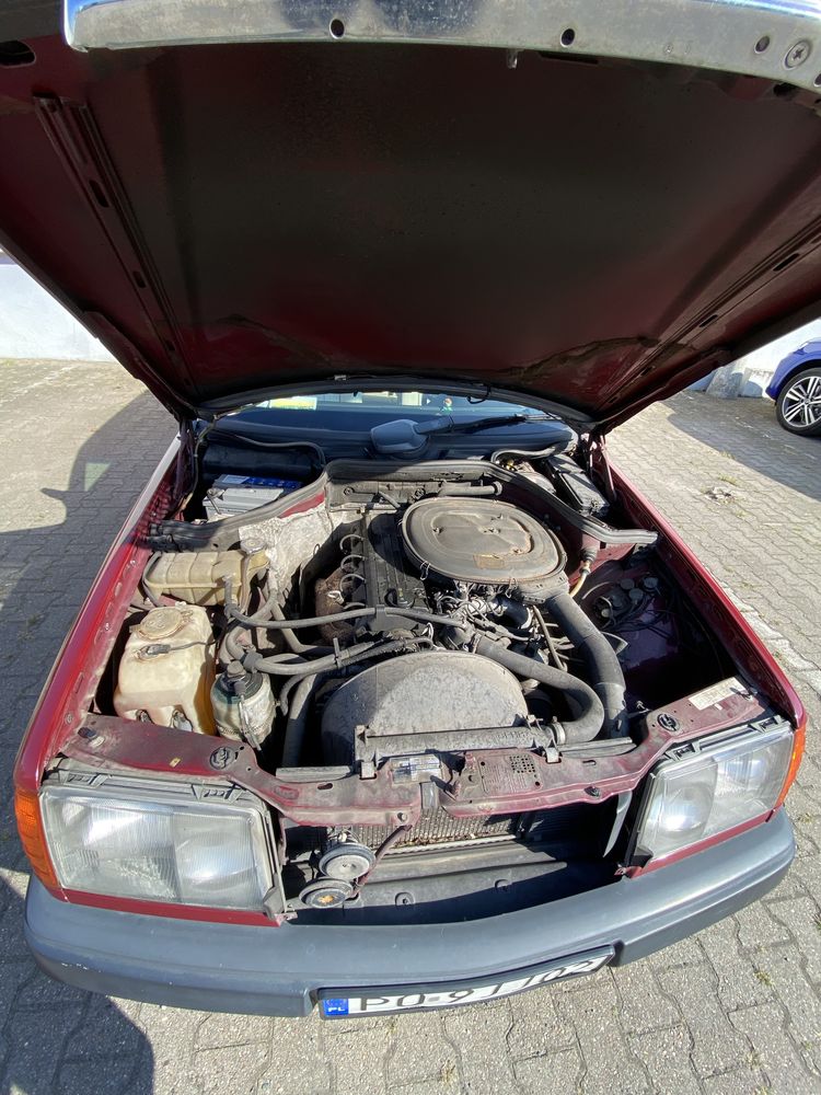 Mercedes-Benz W124