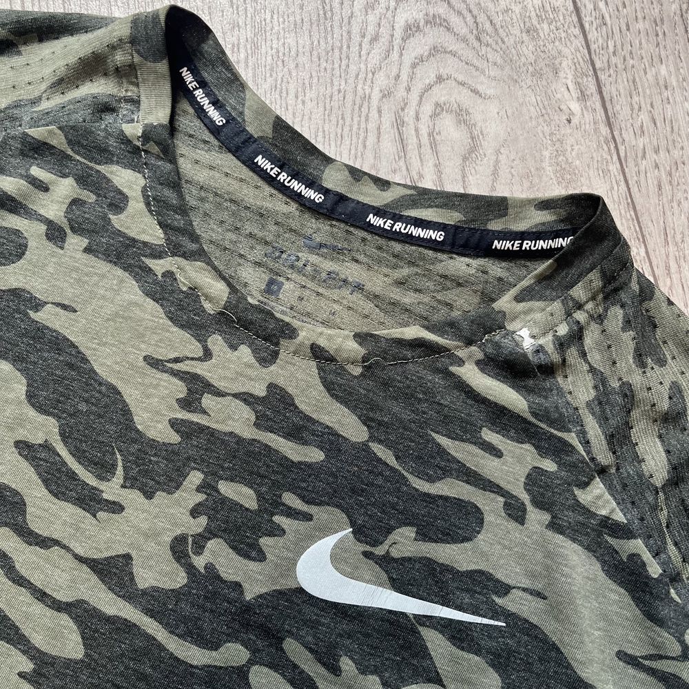 Футболка Nike running camo military big logo