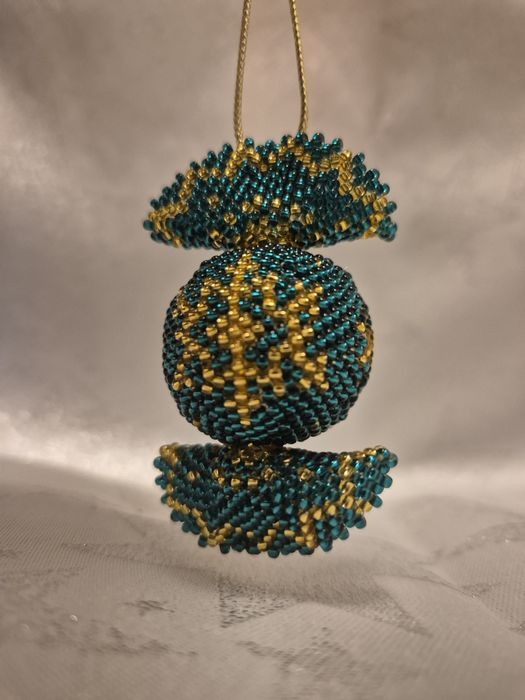 Новорічні іграшки з бісеру
