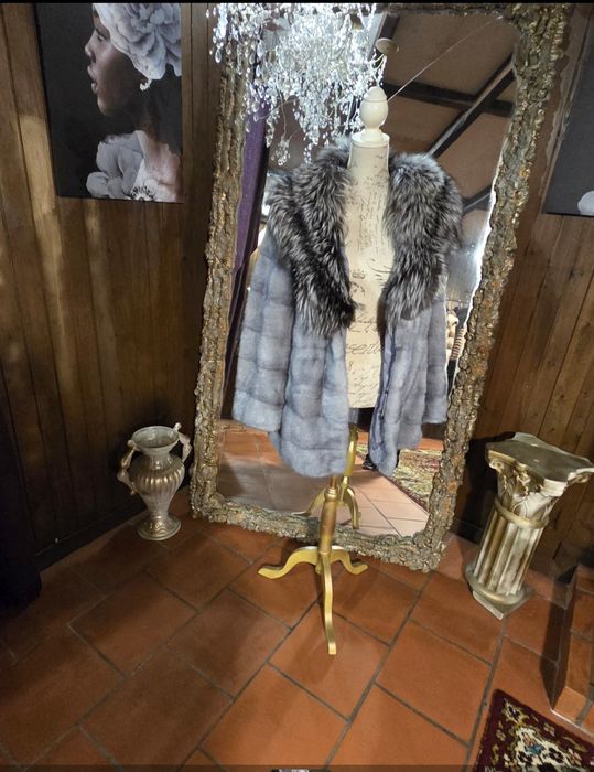 Casaco em pêlo de vison e raposa