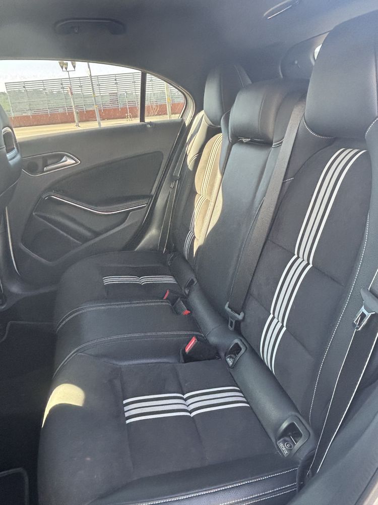 Mercedes-Benz A180d Special Edition – 70.000 km | COMO NOVO!