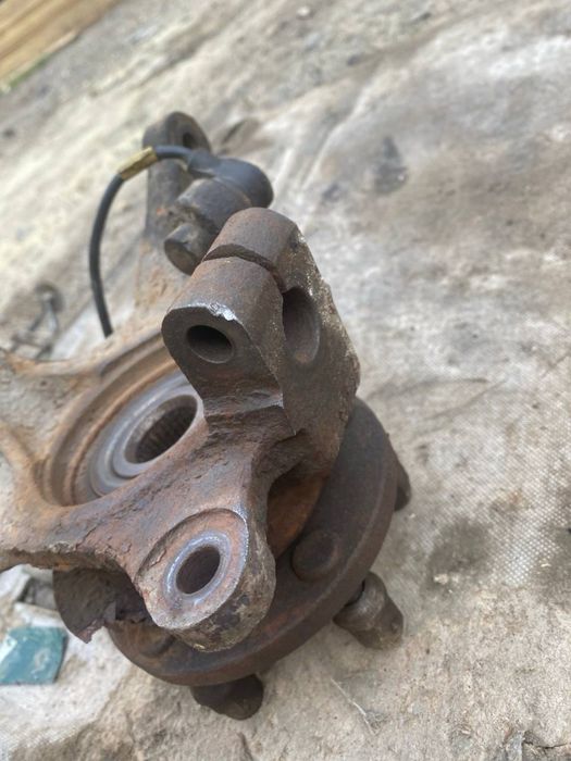 Ступиці Передні Хюндай Санта Фе 1 2,4 бензин взборі різьби підшип цілі