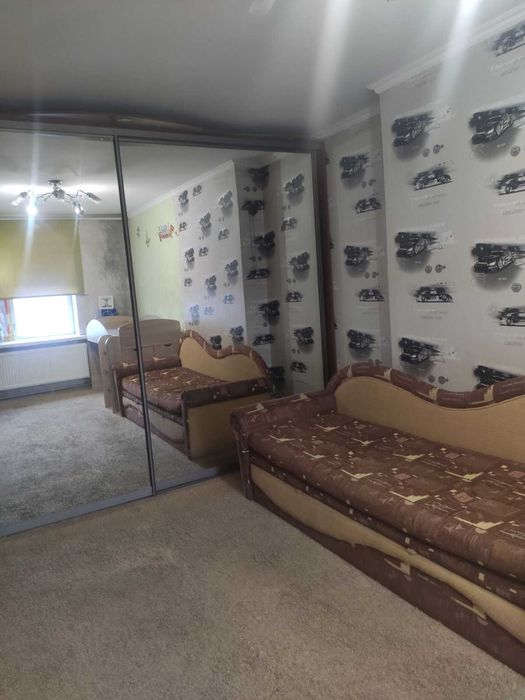 Продам.. 2-х кімнатну квартиру в м. Мерефа.