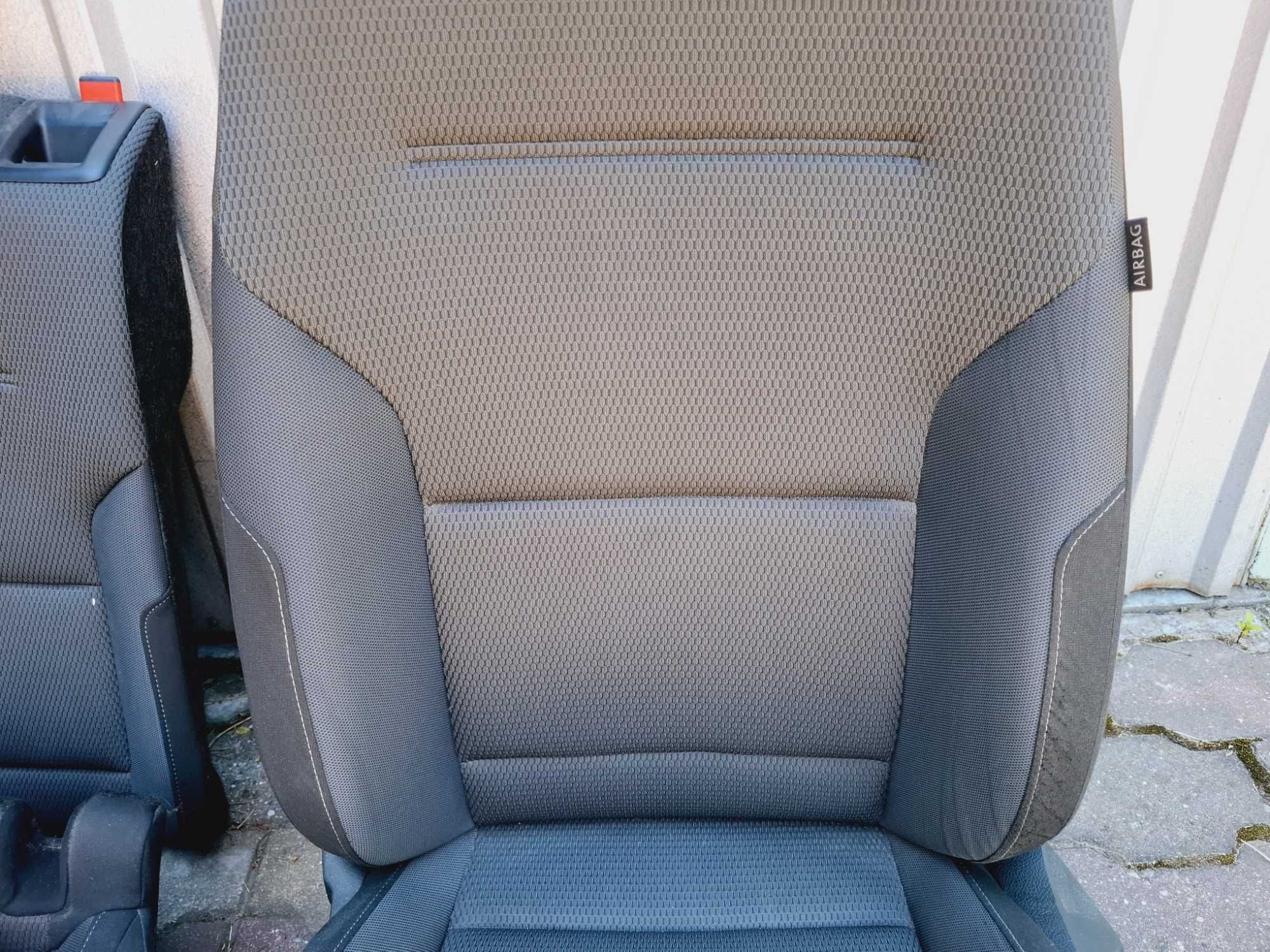 fotel fotele lewy prawy kierowcy pasażera kanapa vw golf vii 7 5g0 htb