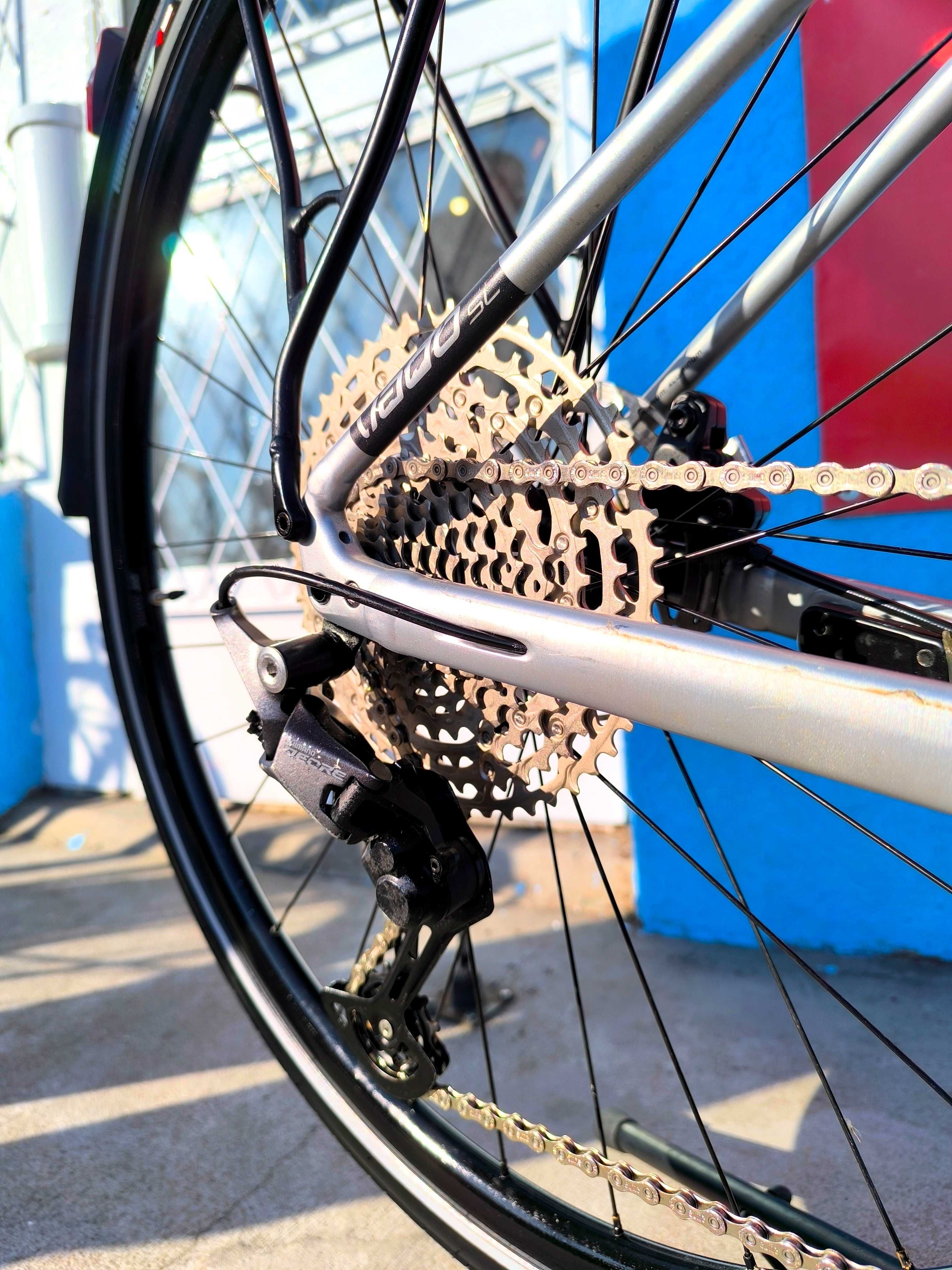 ELEKTRYCZNY SPECIALIZED Vado SL 5.0 EQ 18 Shimano Deore widelec CARBON