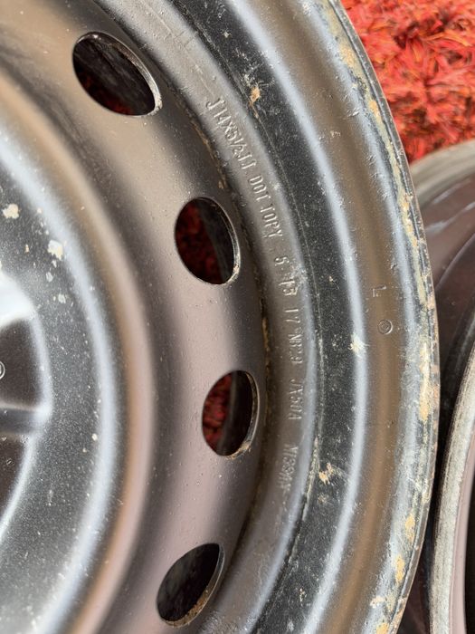 Original Nissan NV200 R14 4x114,3