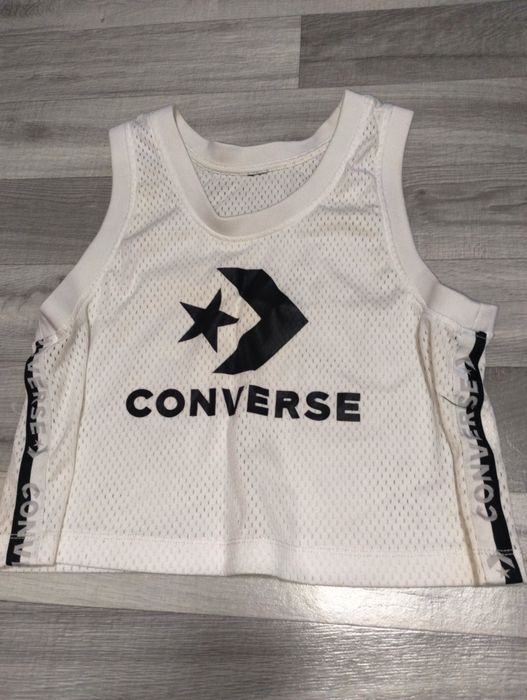 Віддам жіночі речі