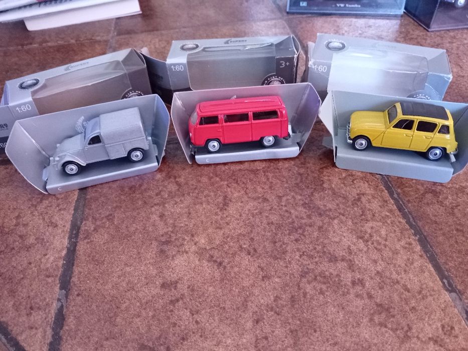 Citroën + vw (pão forma) + renault 4l, escala 1/60