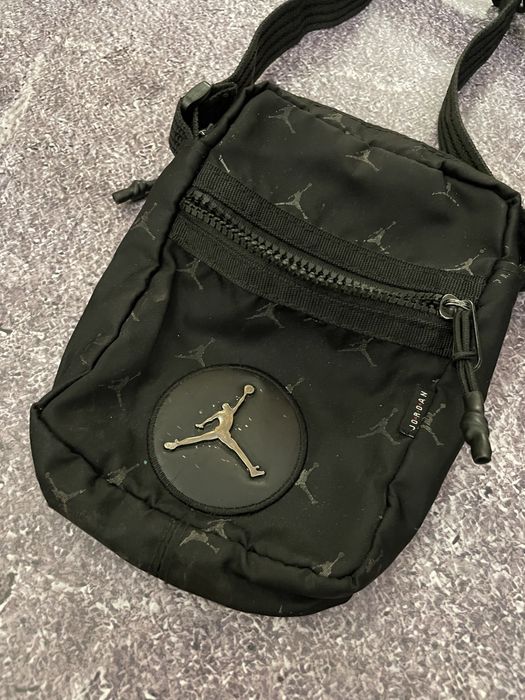 Сумка Jordan через плече месенджер