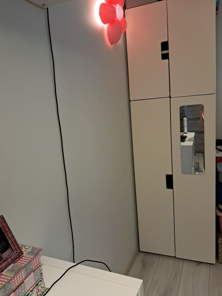 Szafa biała ikea stuva
