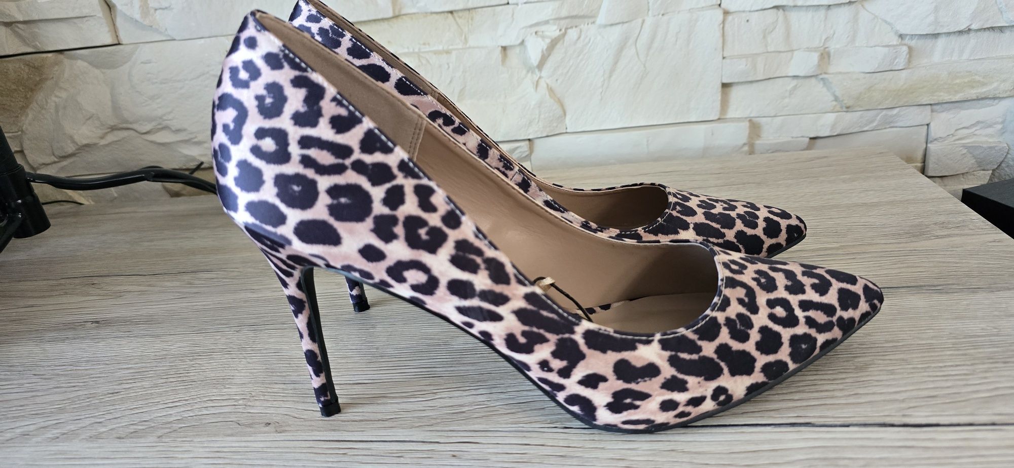 Nowe Efektowne Szpilki Na Wysokim Obcasie W Kolorze Leopard Roz. 45