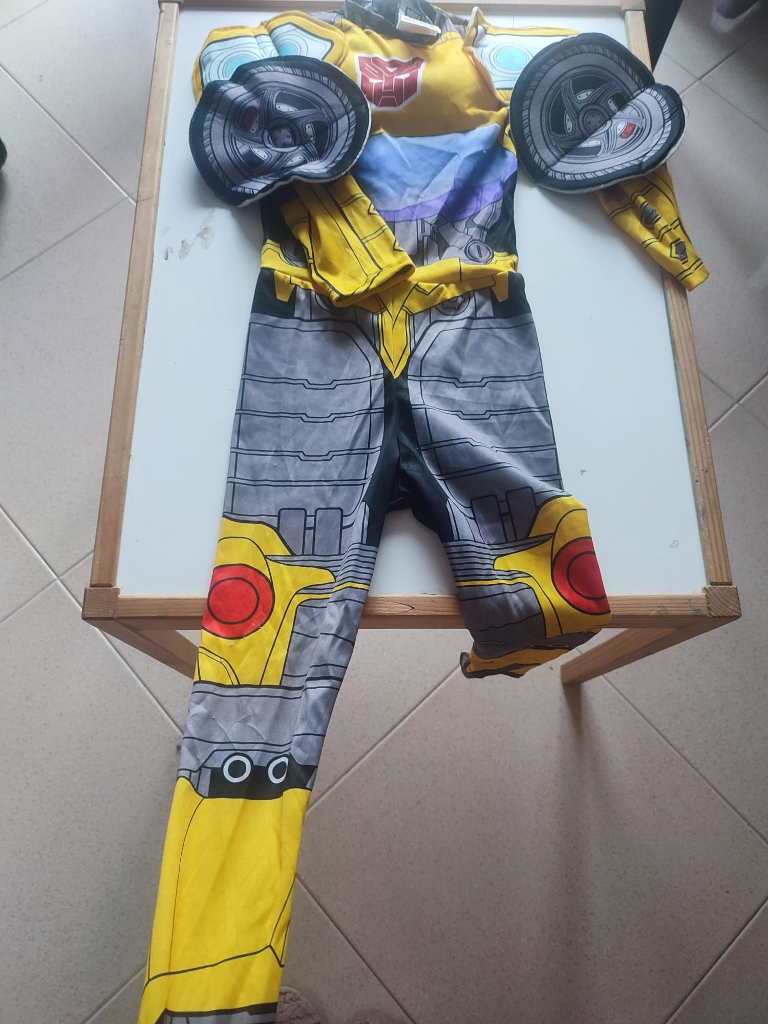 Fato de carnaval do Bumblebee