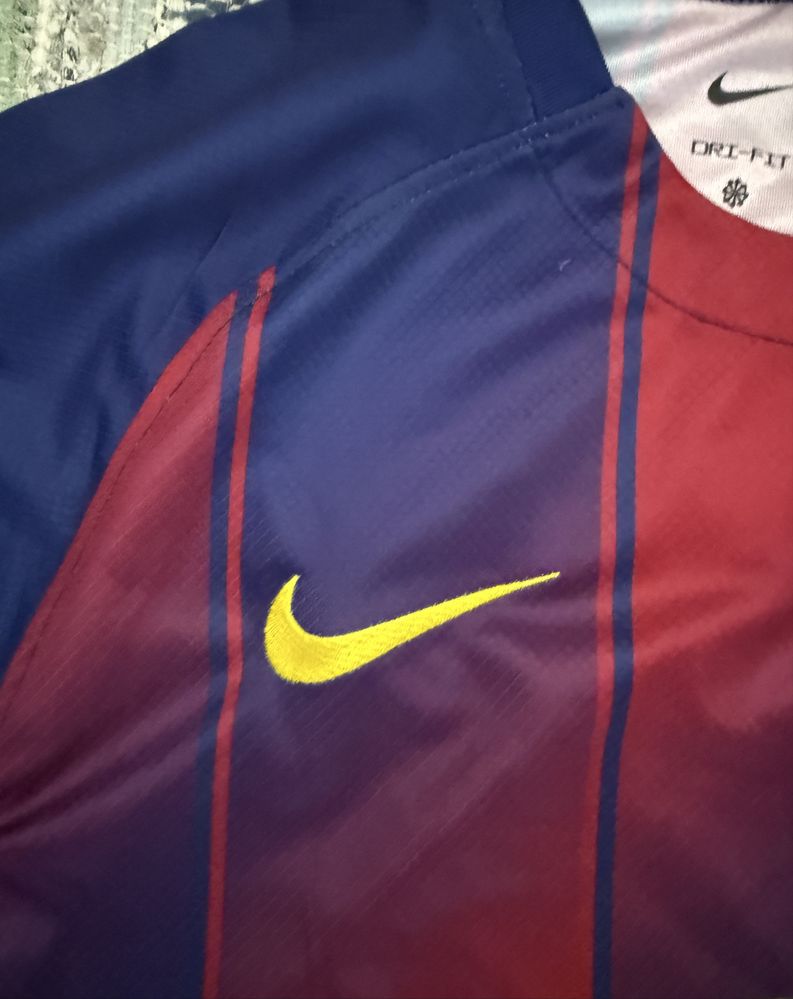 Nowa koszulka piłkarska FC Barcelona 25/26 Lewandowski rozmiar S