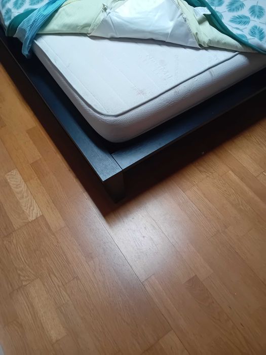 Cama de Casal com Colchão