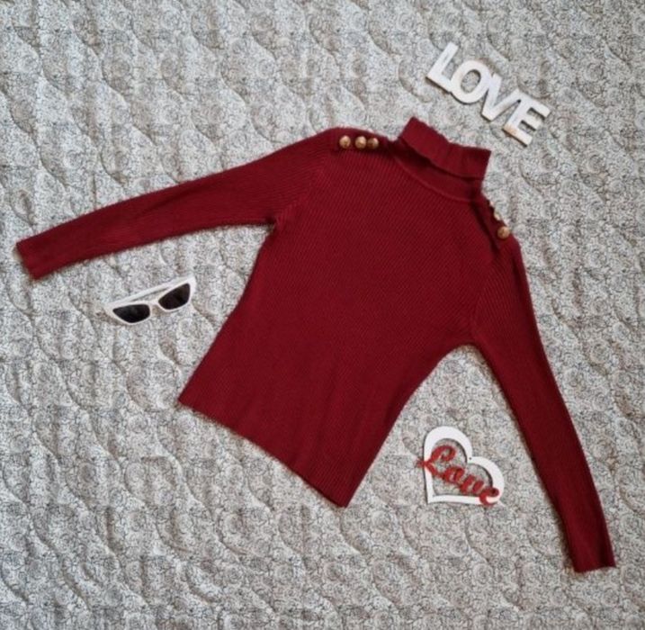 Гольф водолазка розмір S лонгслів светр реглан