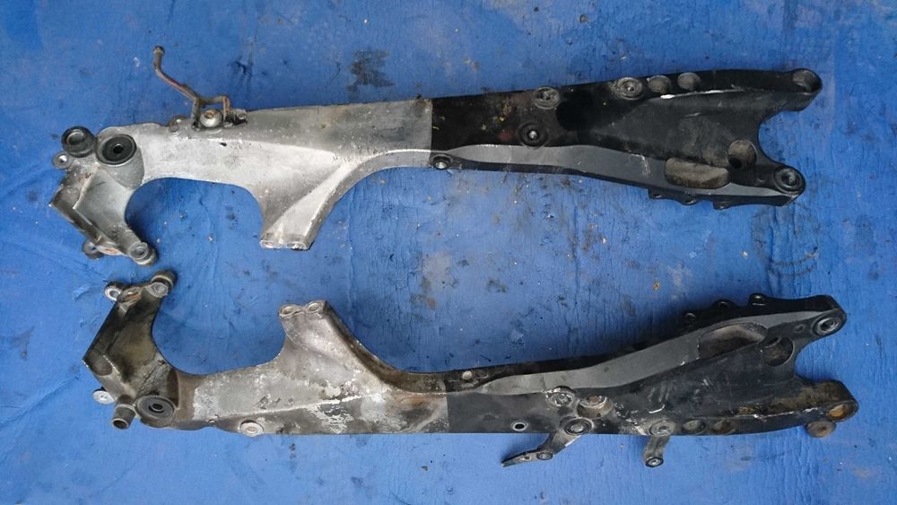 honda cbr 1000 rr 2007 regulator stelaz  czesci set stelaz