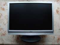 Monitor 19 cali Fujitsu Siemens