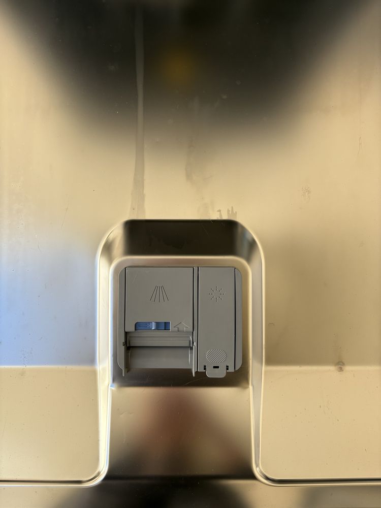 MÁQUINA LAVAR LOUÇA BEKO DVN 05320 W