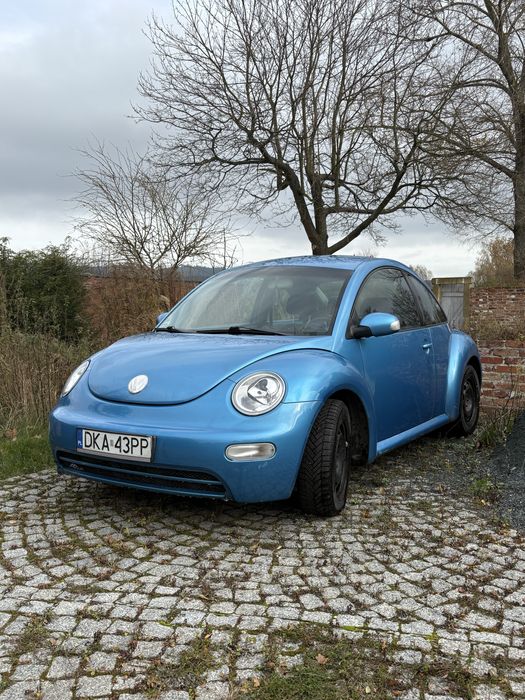 VW New Beetle 1.9 TDI samochód niebieski