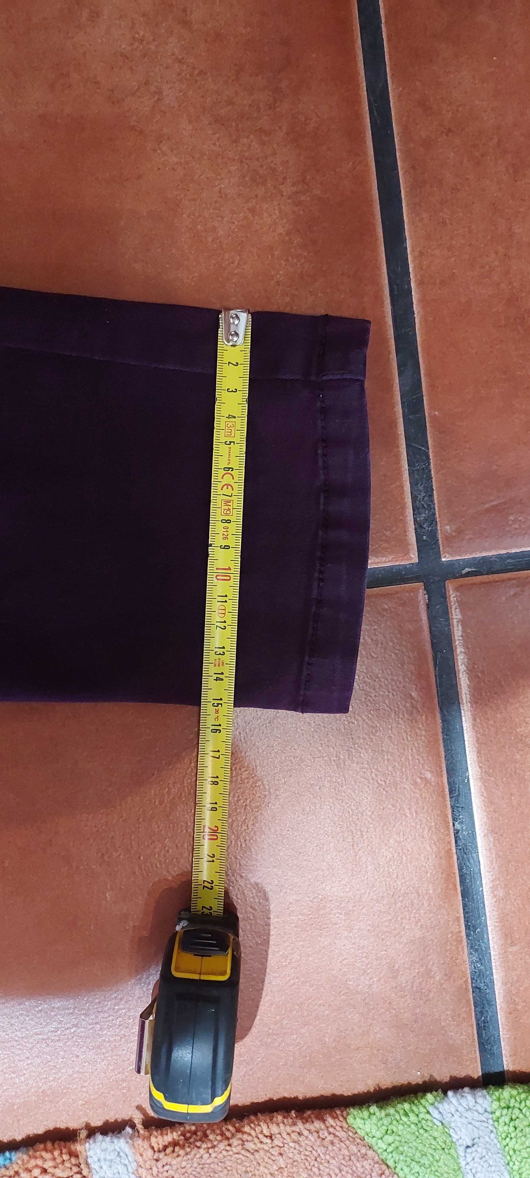 Calças chino Bershka 36 Skinny Fit.