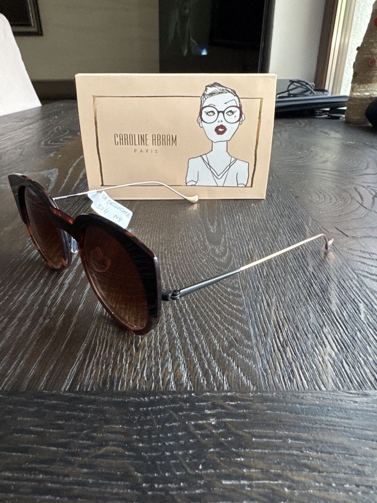 Okulary przeciwsloneczne  marki Caroline Abram CA DELICATE  524