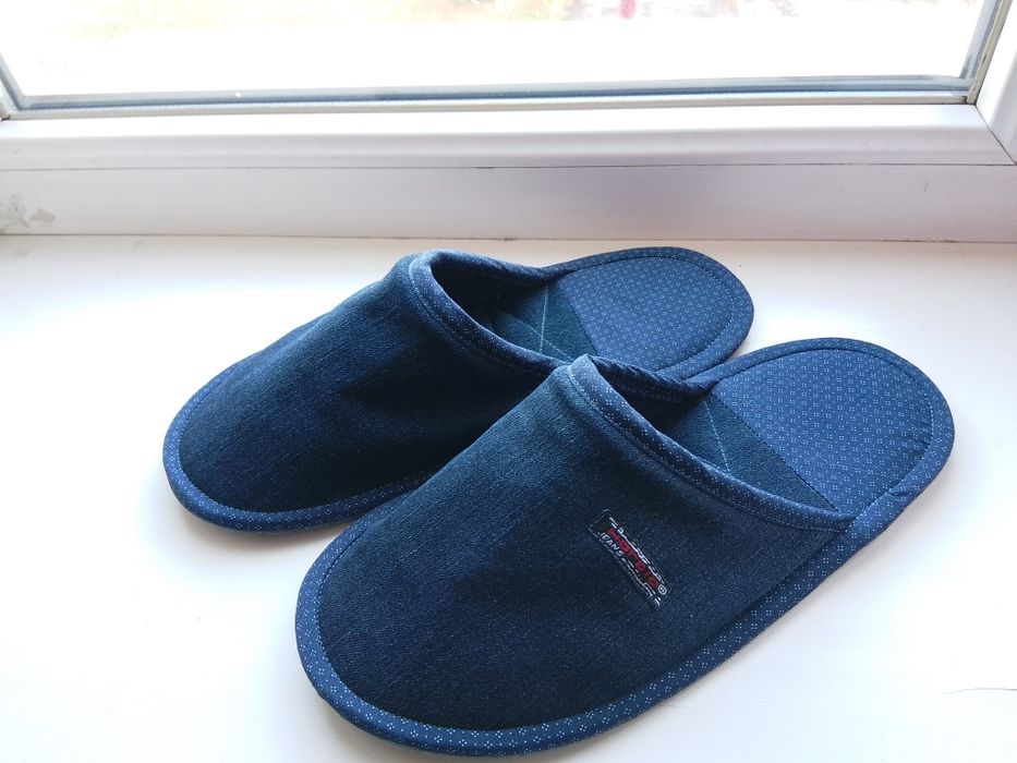 Домашні капці ручної роботи