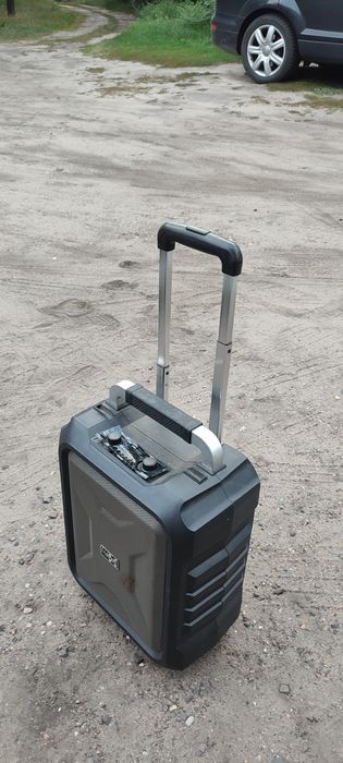 Głośnik bluetooth na kółkach