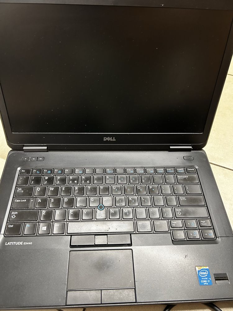 Laptop DELL Latitude i7 250GB