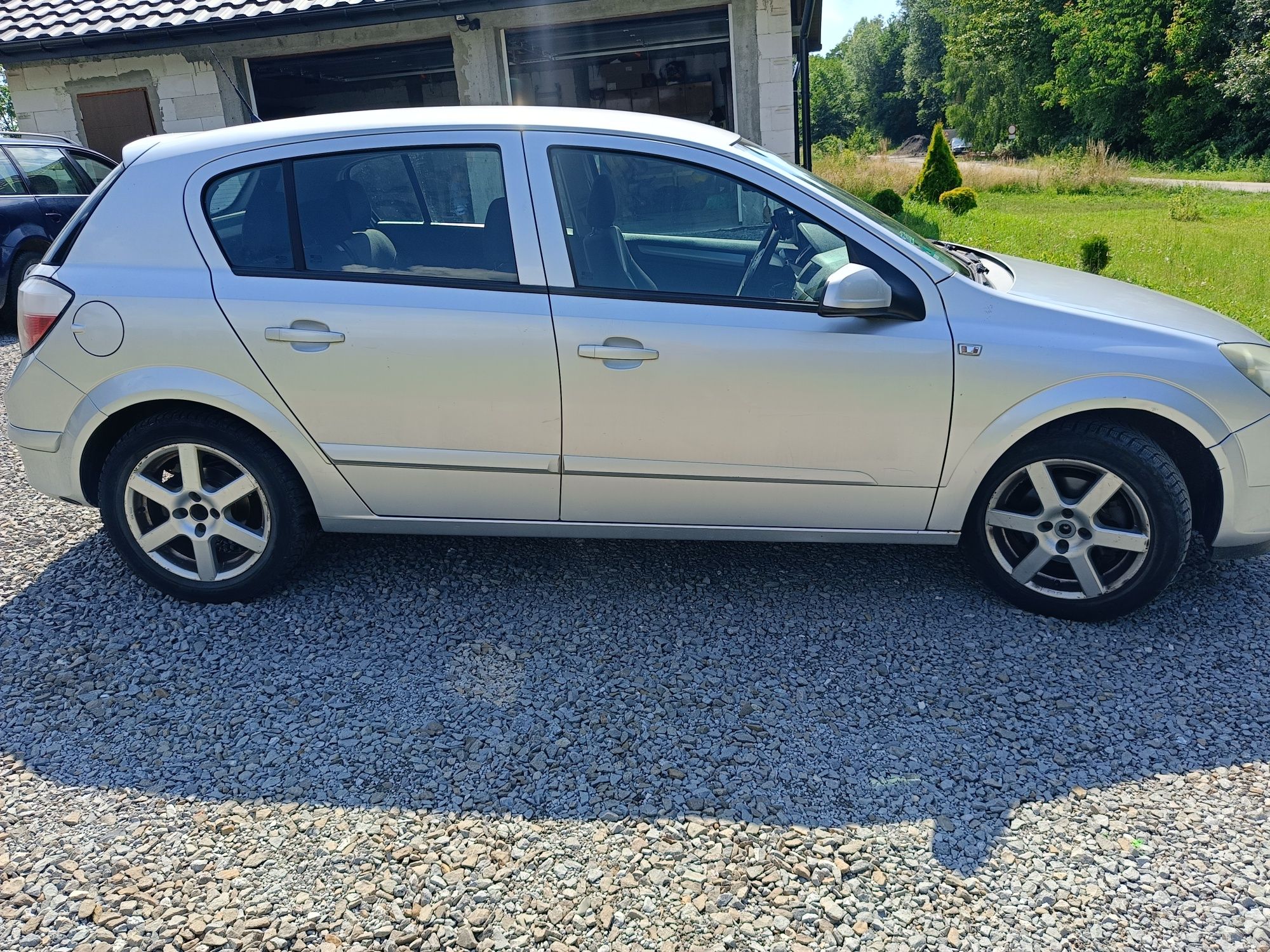 Opel Astra    2004  benzyna gaz