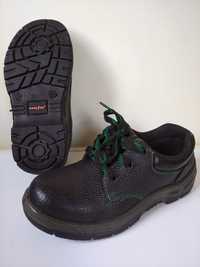 Нові. REIS 37р взуття з метал носками