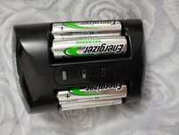 Carregador de pilhas energizer + pilhas