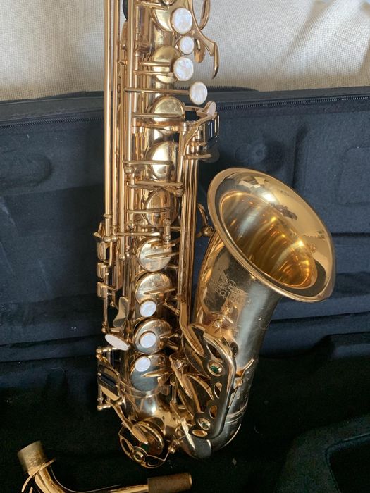 Продам саксафон альт