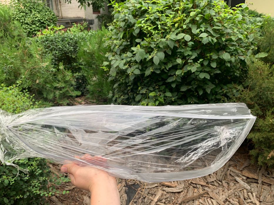 Скло ліва фара Tesla Model S